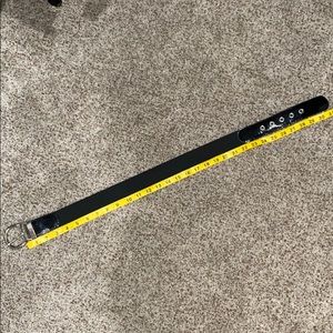 Reversible stretch belt